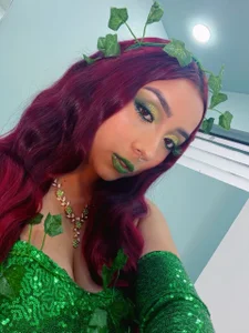 Ariasnnow poison ivy Hình