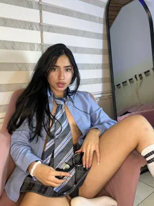 cherry_bunnyx sexy and elegant Pic 2