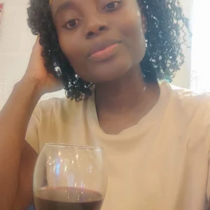 Adele_89 Wine and sex Pic