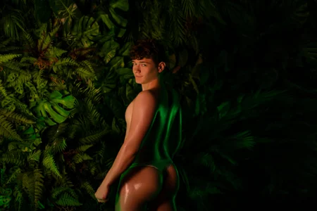 Tropical🍃 de DanyDavis  2 Imagens