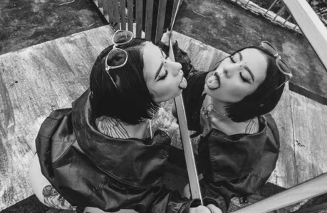 ZamabyCrucie My Body in Shades of Gray😏 Immagine  2