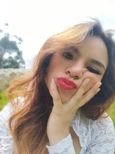 NalaRosse "I don't know why, but today I want to behave badly ... Do you help me?" Pic 2