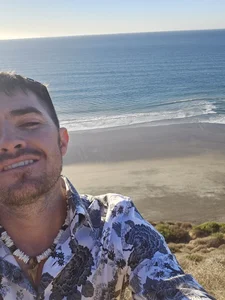 MLLZMANU10 Yo Foto 2