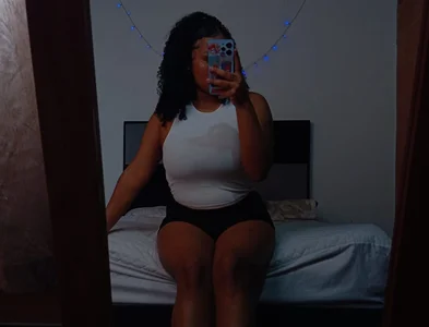 THIANA_TAY Public Pic 2