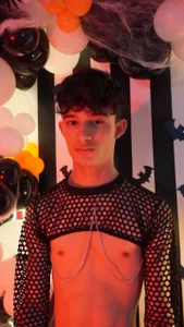 Patrick_Howland_ Halloween Photos 🎃 Pic 3