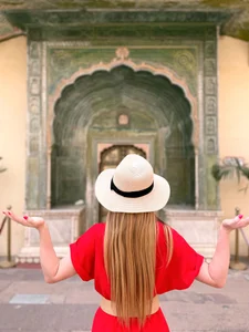 Adventurer de Chloe_Richardson  2 Imagens