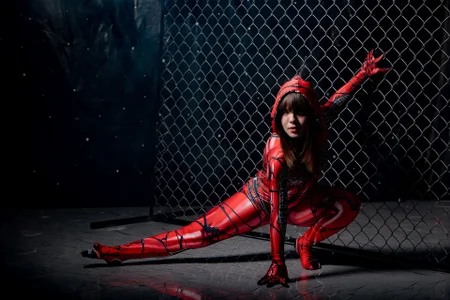 Caught in My Web 🕷️❤️ de Fluffy_Bubble21  3 photos