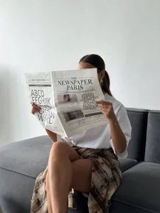 YourCoreanmiracle: Some stories are told without a single word. Just feel the moment. ( 4 фото)