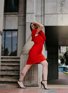 MeganHoffmaan "Red like the fire that I light in you. Ready to burn with me? 😈 #PasiónRoja" Pic 7