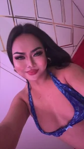 Aelora69 Sweet smile, wicked thoughts, dangerous energy.😈💋 Foto 3