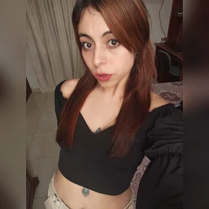 IrisArellano_ 🔥 Fuego Latino by Iris Bilde