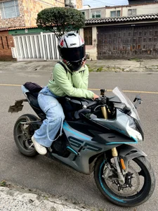 onlyemily_ Public صورة واحدة|onlyemily_ Public صورتان|onlyemily_ Public  4 صور|onlyemily_ Public  4 صورة