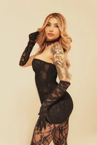 LexieWayne Revenge Dress  7টি ছবি