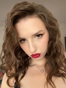 AliceAtkinsの😍の 2枚の写真