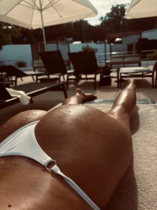 Vacation Flirt de VeyaNash  4 Imagens