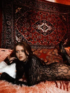 mirida_fox: Public ( 9 фото)