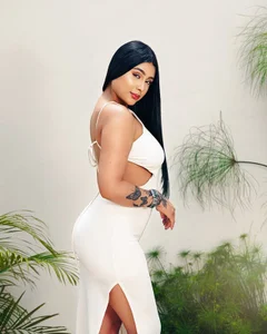 Kleverly_Manson1 I love natural environments🍃 Pic