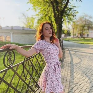 JulianeHedgpeth Public Poză 4
