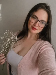 KhrystalAddams welcome darling зображення 4