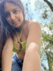 Gia_Rouge_Happy and very green day 😂 Bild 6