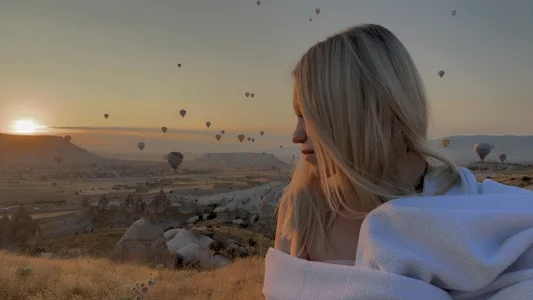 Foxy_Blondie My Magical Morning with Hot Air Balloons 🎈 slika 7