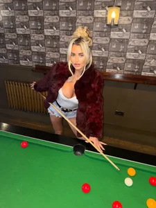 Carmel_Louise 🦊 Pic 4