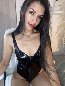 zoe_sexy_latin_19 Welcome ❤️ Pic 6