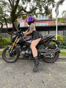 samarajhonsonのSexy girlの 4枚の写真