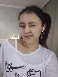 VerlieChahal Cute white Pic