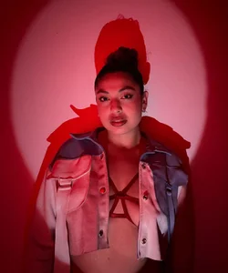 dulce_celeste15のREDの 8枚の写真