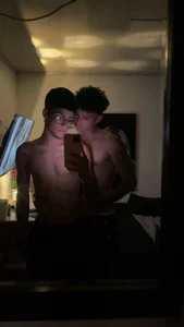 Public de andrees_  2 photos