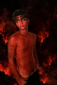 Soydaniel_naughty Sesión de hallowen Pic 5
