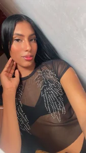 sasha_smith18 Public  3টি ছবি