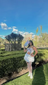 Lola_Oberly_xxx lola  4টি ছবি