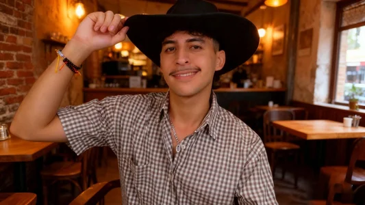 guys I look like a big sexy cowboy or what do you think od Alan_Del_Reyx  snímek