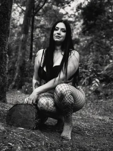 victoria_blackk1 Public Pic 2