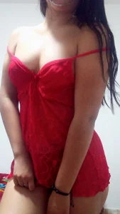 Naomii_Viper The sensuality of red lingerie Pic