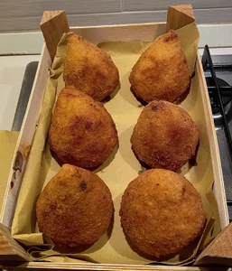 E se volessi prenderti per la gola potrei farlo benissimo 😏👩🏻‍🍳🔥 od Cataleya80  9 snímek