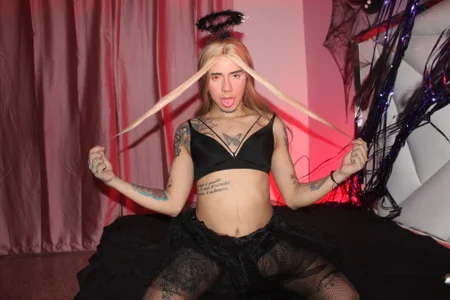 Zion_Moore 🎃HALLOWEEN WITH YOUR ANGEL🎃 Pic 6