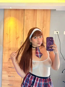 Eilin_clio Public Foto 2