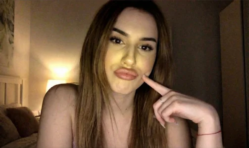 To enjoy what I do and have a good time while doing it. ✨ de AriaAdda  Imagens