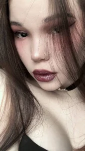 Eva de ReenaBeringer  3 Imagens