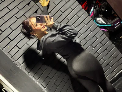 Brigith24 Working out for you Foto 3