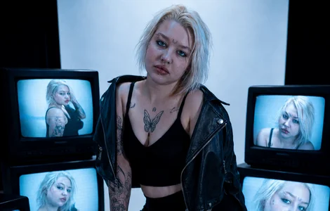 Joslyn_Blossom Public Poză 6