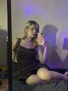 Linablueeyed album from vacation Pic 4