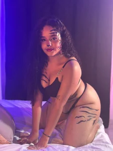 Isis_Bladee TIGRESS🐅 Pic 5