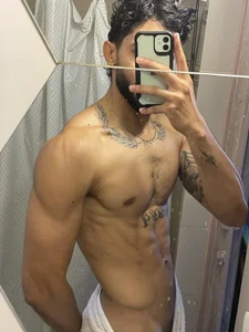 Dwaynehoff_s The mirror does not lie sexfoto 5