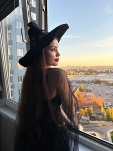 Your little Witch de TayaSun  3 Imagens