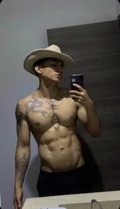 muscle_boyhorny Your favorite cowboy 사진