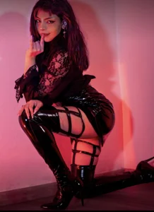 kaoriabyzz_ 💋🖤✨ slika 5